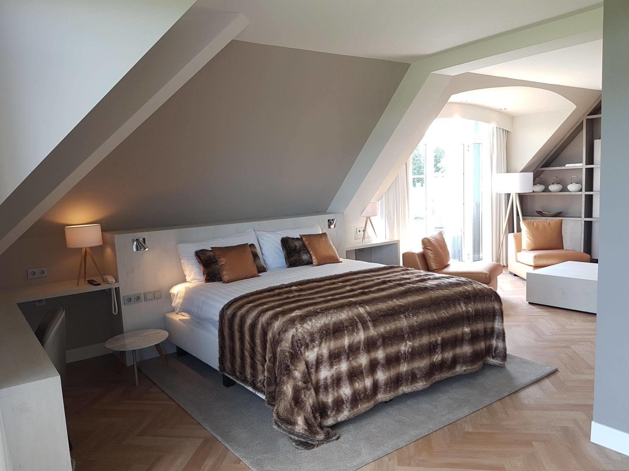 Van Der Valk Hotel Groningen-Вестербрук Экстерьер фото