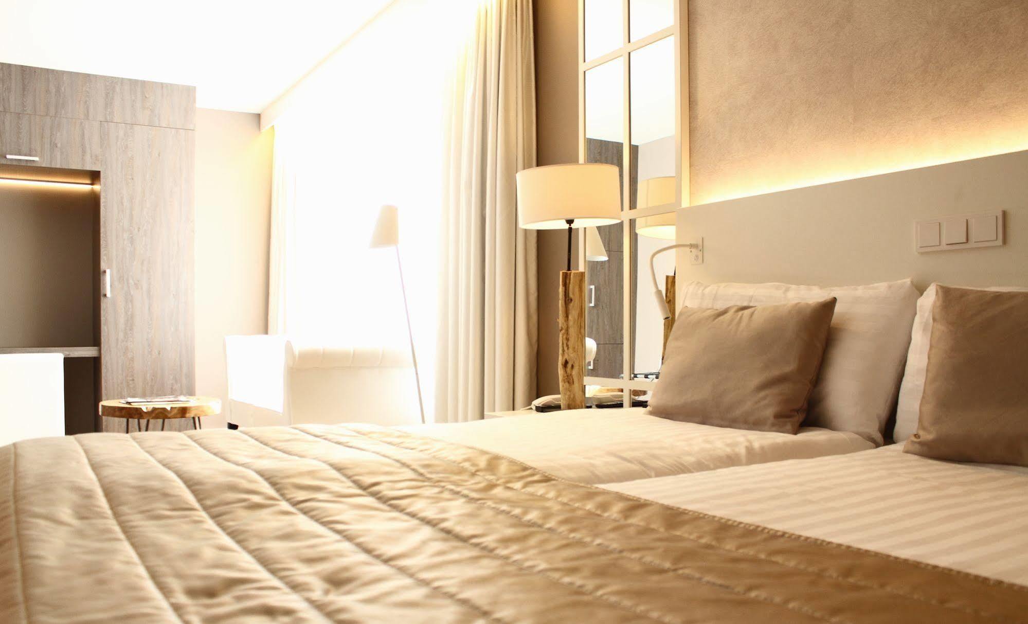 Van Der Valk Hotel Groningen-Вестербрук Экстерьер фото